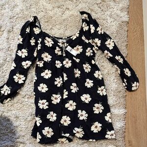 American Eagle Outfitters Black and White Floral Dress